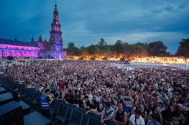 visitar sevilla en junio festival iconica