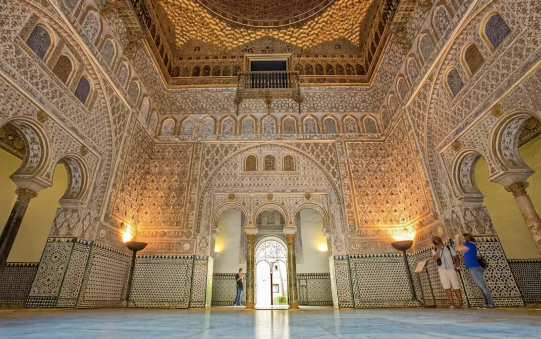 visita guiada alcazar sevilla salon embajadores